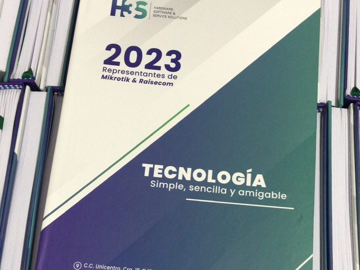 Libros corporativos en tapa dura con cinta separadora